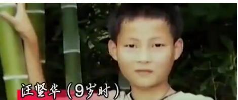 2012年安徽，19岁男孩的父亲早年意外摔死，已经下葬10年，他报警请求警方开棺