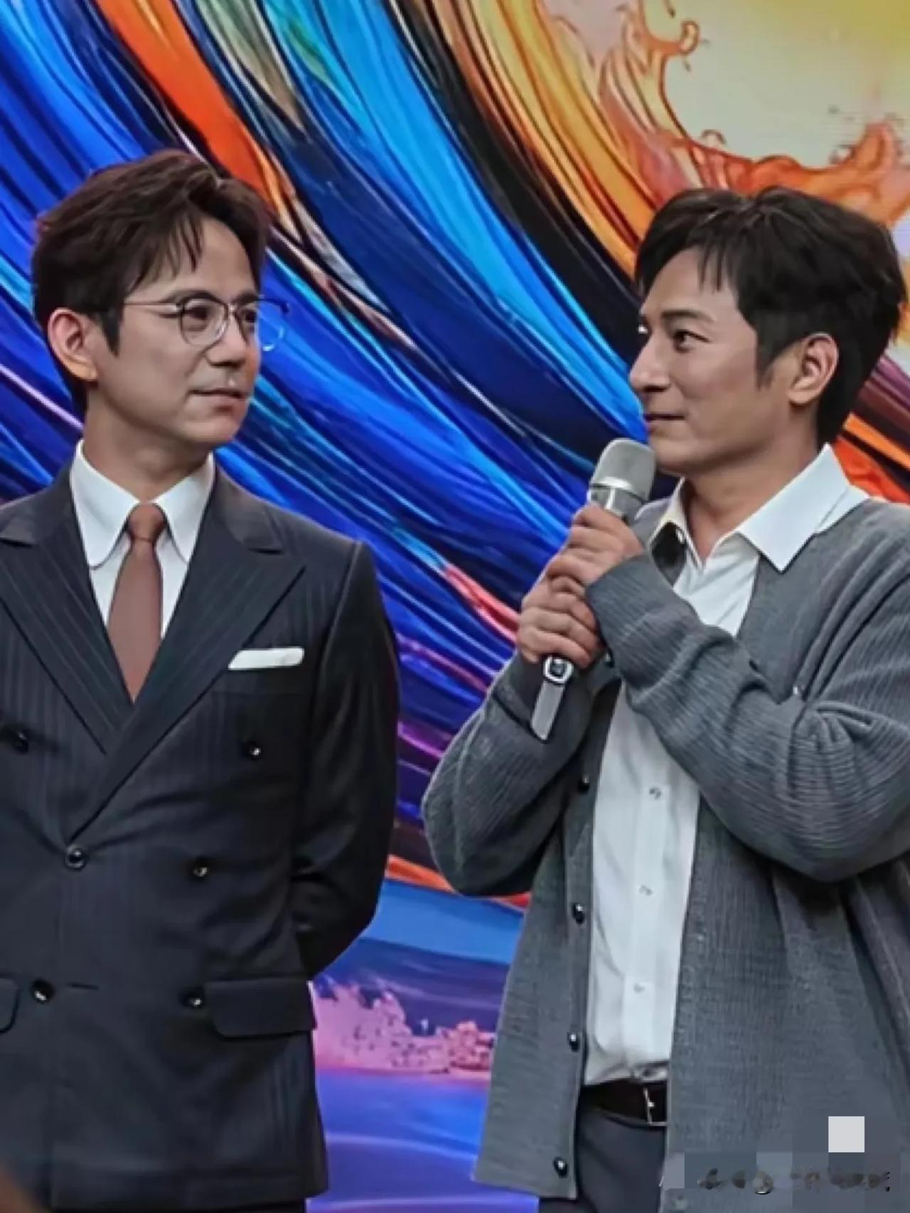 李维嘉回归芒果台了,我猜,今晚睡不着觉的,不是谢娜,也不是杜海涛,而是,