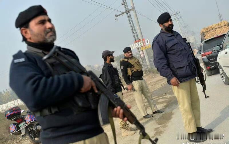 【2吨炸药险在市中心爆炸！巴基斯坦破获特大恐袭案，指控印度为幕后黑手】巴基斯