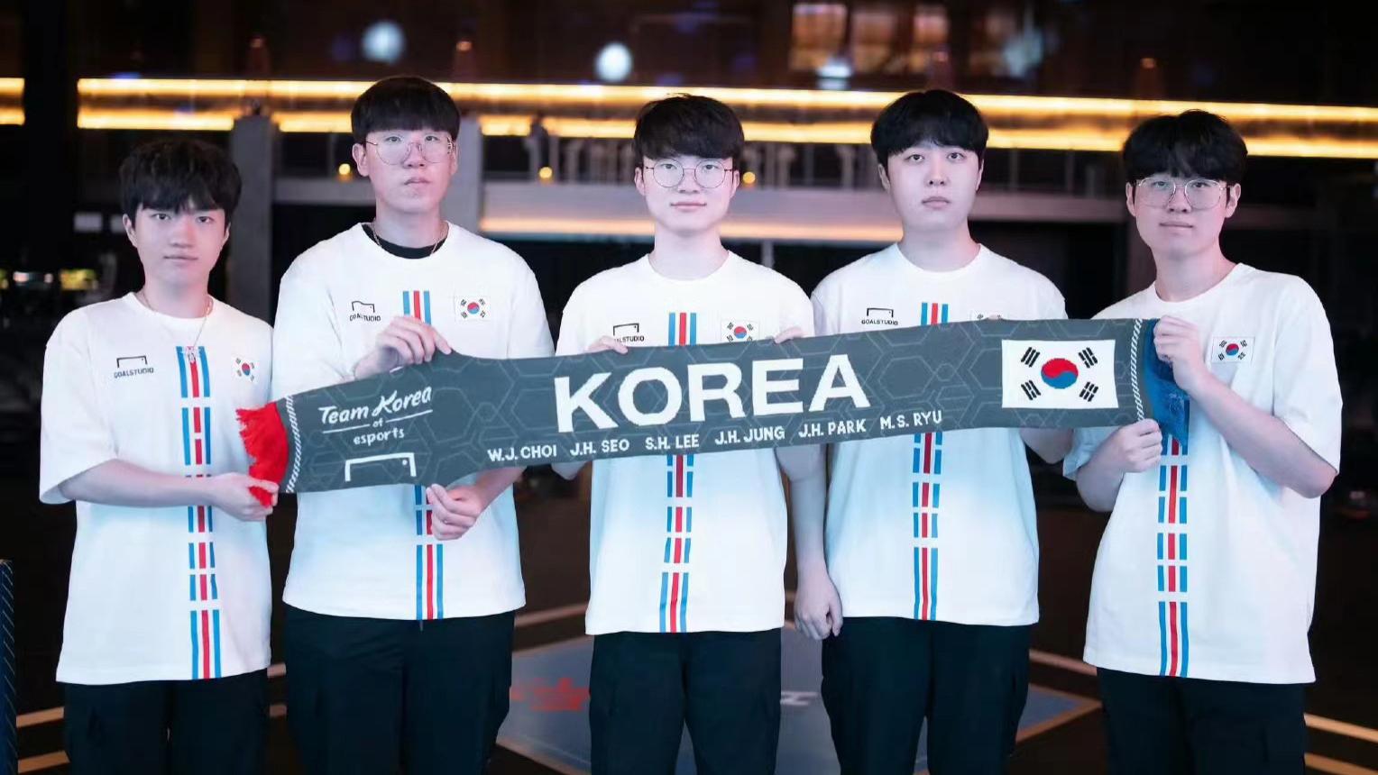 网友热议亚运会LOL项目: 韩国队搞那么大阵仗, 输了真不敢想