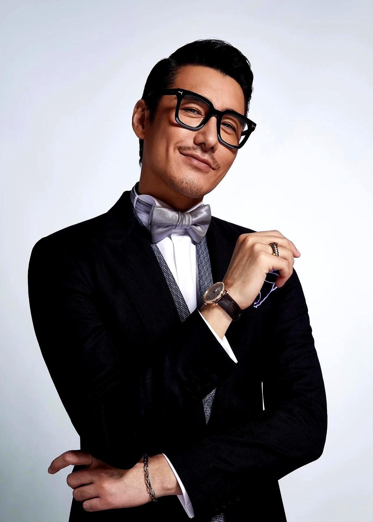 54岁的胡兵依然单身，这绝不是因为择偶标准太高，而是一种极致的利他主义：他不想害