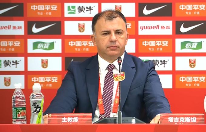 1-0击败国足，没想到塔吉克斯坦主帅赛后这样说，邵佳一尴尬吗？ 塔吉克斯坦国