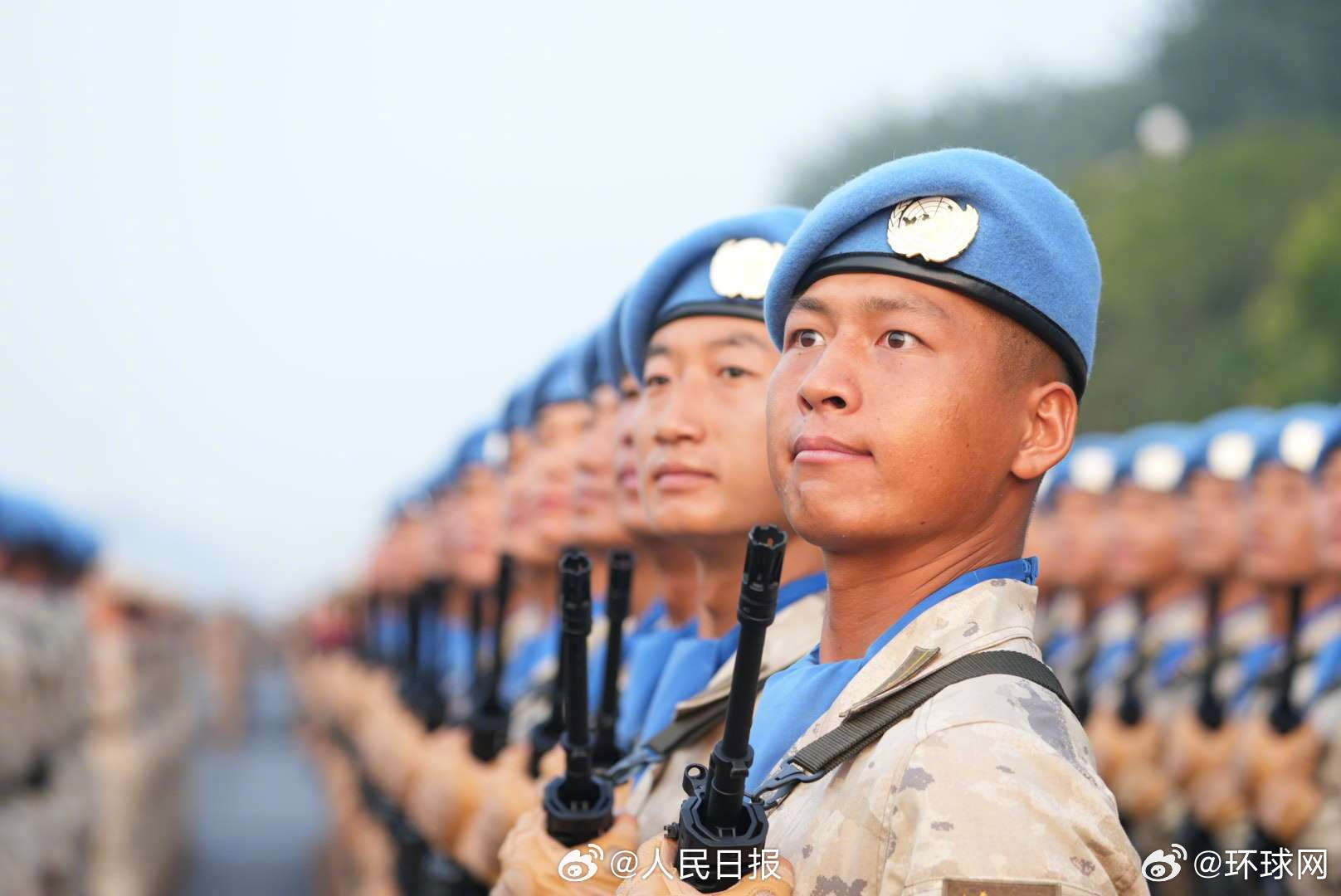 【#中国蓝盔准备好了#！】#中国蓝盔精气神拉满#！这是阅兵开始前的维和部队方队↓