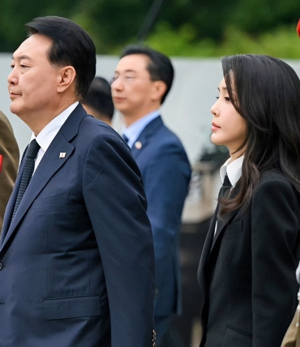三次拒绝，韩国前总统尹锡悦彻底摆烂。6月19日，尹锡悦第三次拒绝韩国警方的问询、
