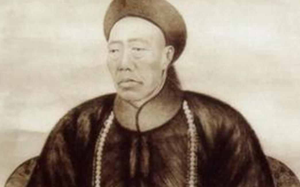 1966年，北京发现了太太监李莲英的墓。当专家打开棺椁时想要移开李莲英的尸体时，