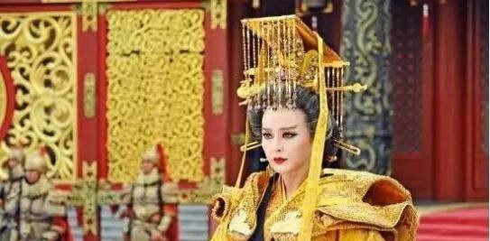 武则天母女多牛？挑战男权当女皇，为啥结局都凄凉？公元649年，唐太宗李世民龙御