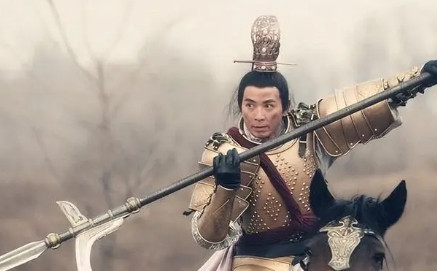 662年，薛仁贵俘虏了十万回纥，没曾想，薛仁贵竟然直接下令：男的全部坑杀，女眷赏