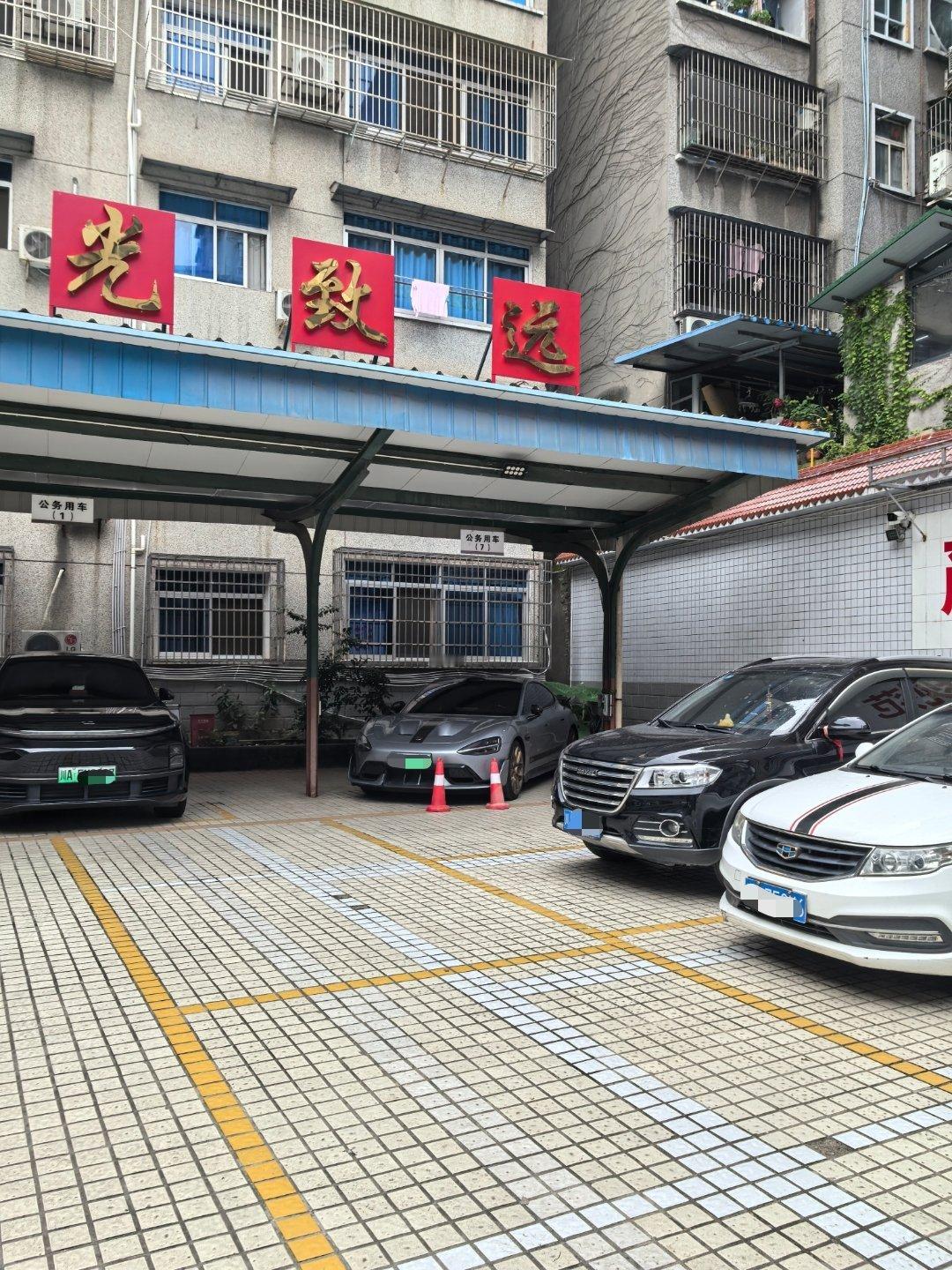 最速“公务用车”[doge]cam的汽车日常​​​