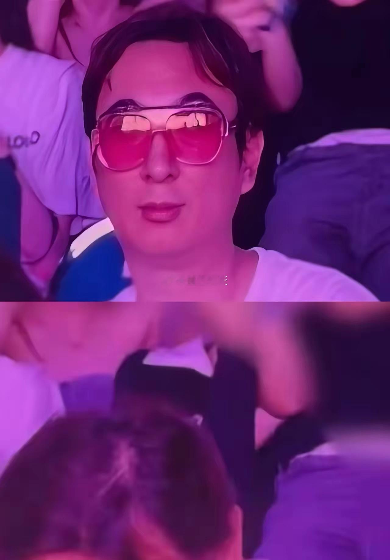 这下好了，不但新加坡人知道了，而且全国人民都知道了，37岁的王思聪怎么也没料到，