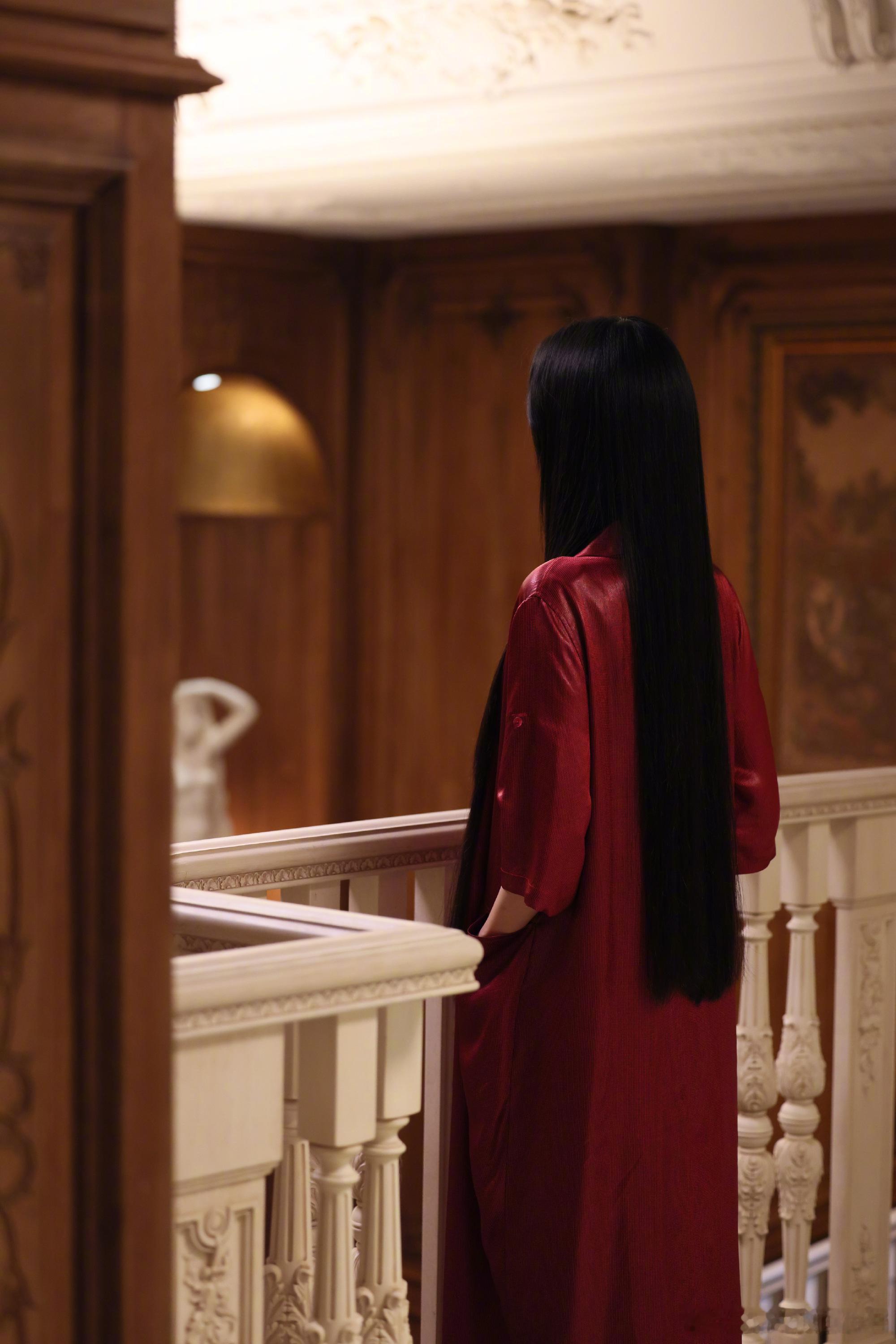 张俪：血囊现在这么火吗？！只能说姐演的林喜柔太绝了！地枭老大的“血囊供养”名场