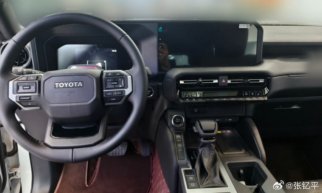 普拉多销售反馈：1，这家店2月交了6台普拉多，全款提成600/台。大库最多的是T