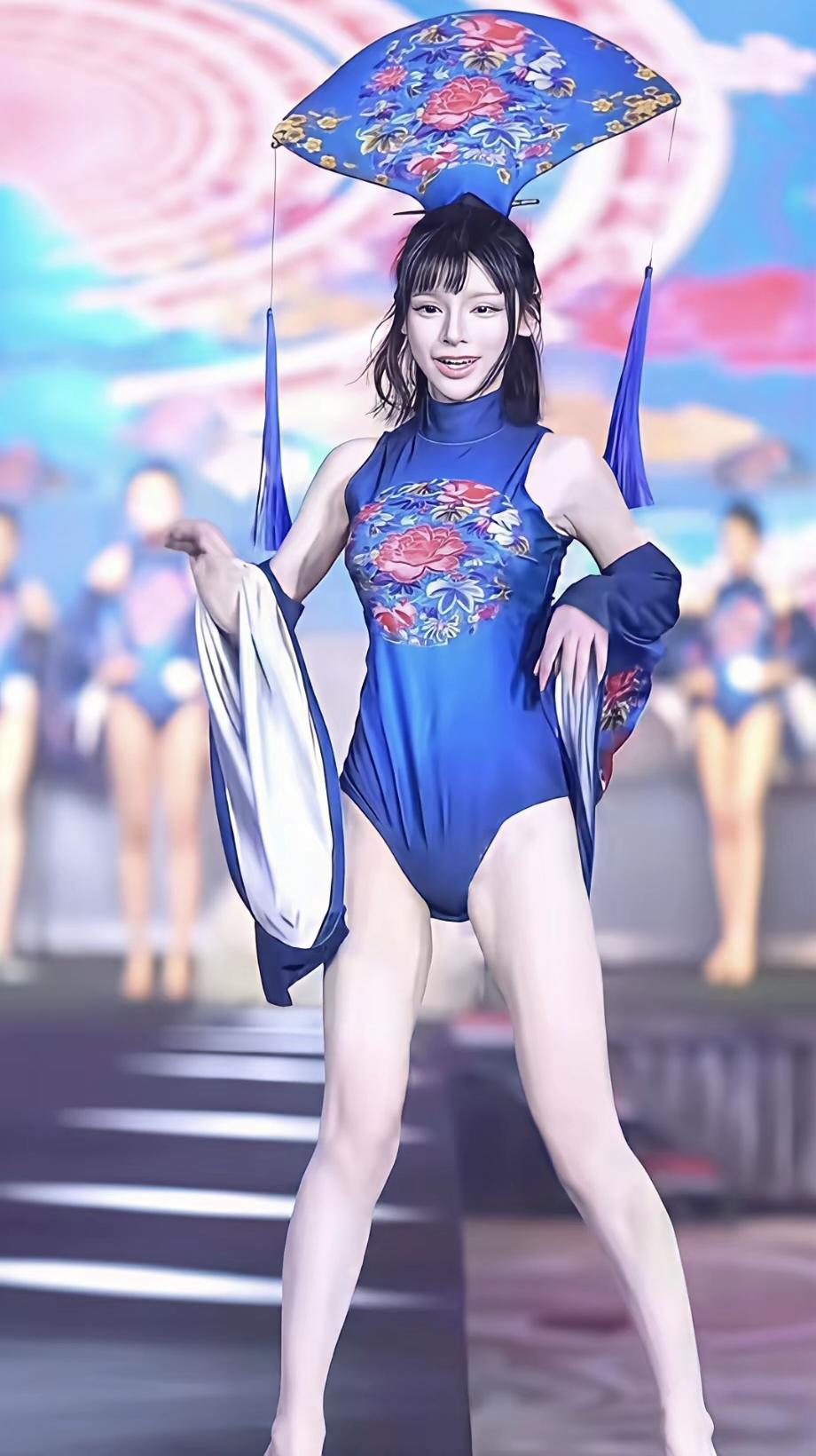 🎀第36届亚洲小姐广东赛区：娇小甜妹拿下网络人气王，冠军另有其人。这个