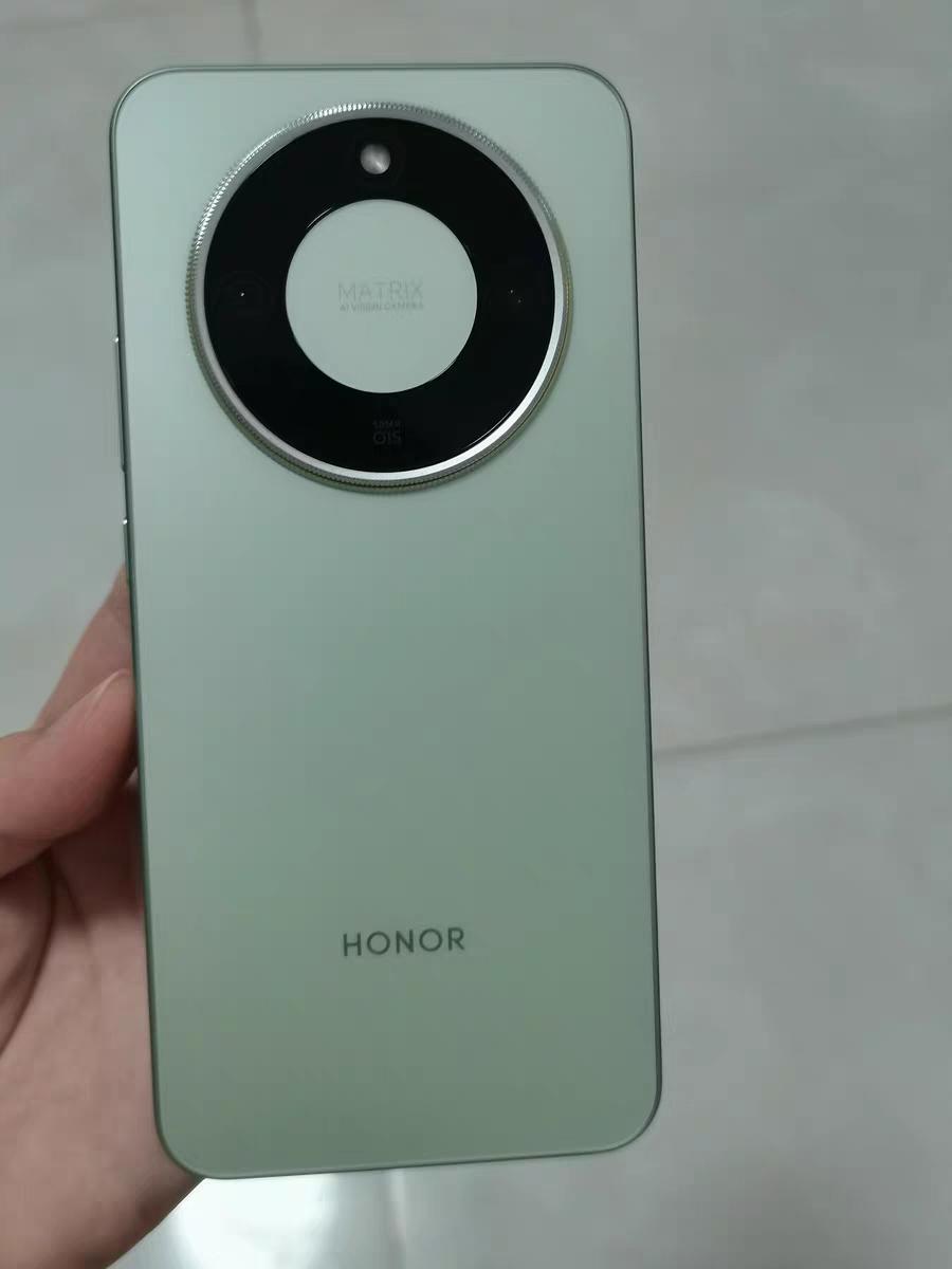 荣耀X70到底招谁了？只因搭载骁龙6Gen4就被各种挑刺，实则同价位里实属良