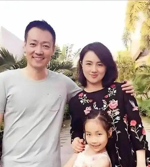 刘天池一句“未见辛柏青”：藏着24年深情，哪有中年丧妻的轻易走出刘天池在采访中