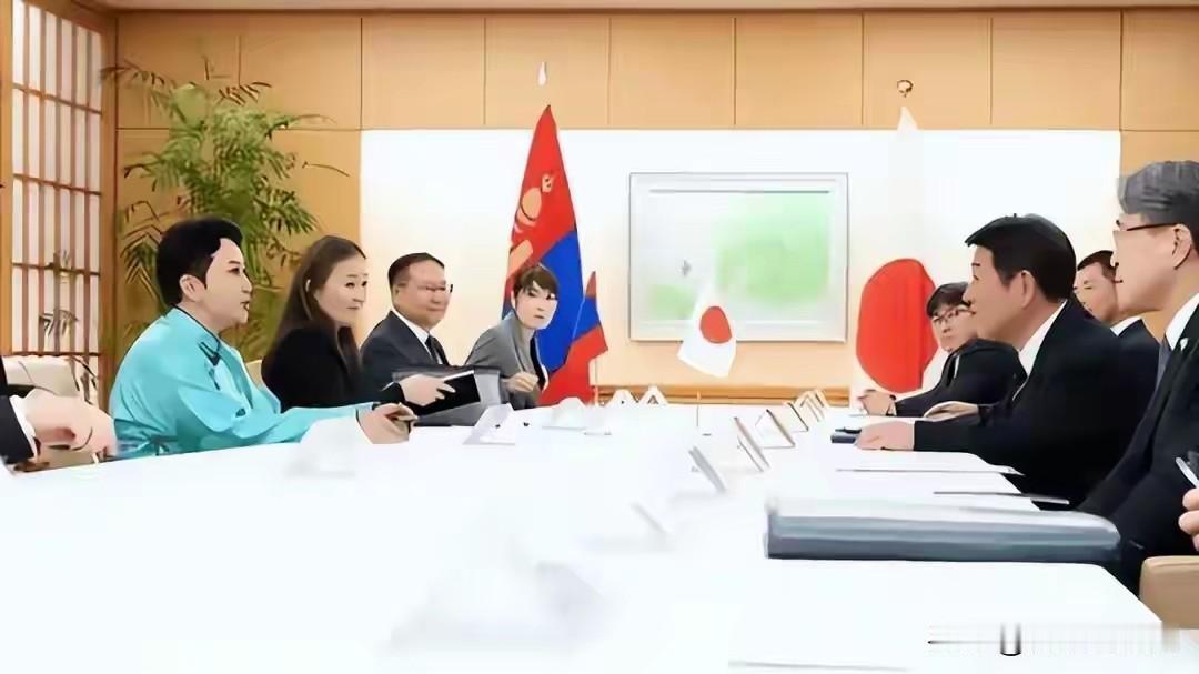 想绕开中国？算盘打错了！挖着自家的矿，做着别人的梦！蒙古国这回的“空中楼阁”