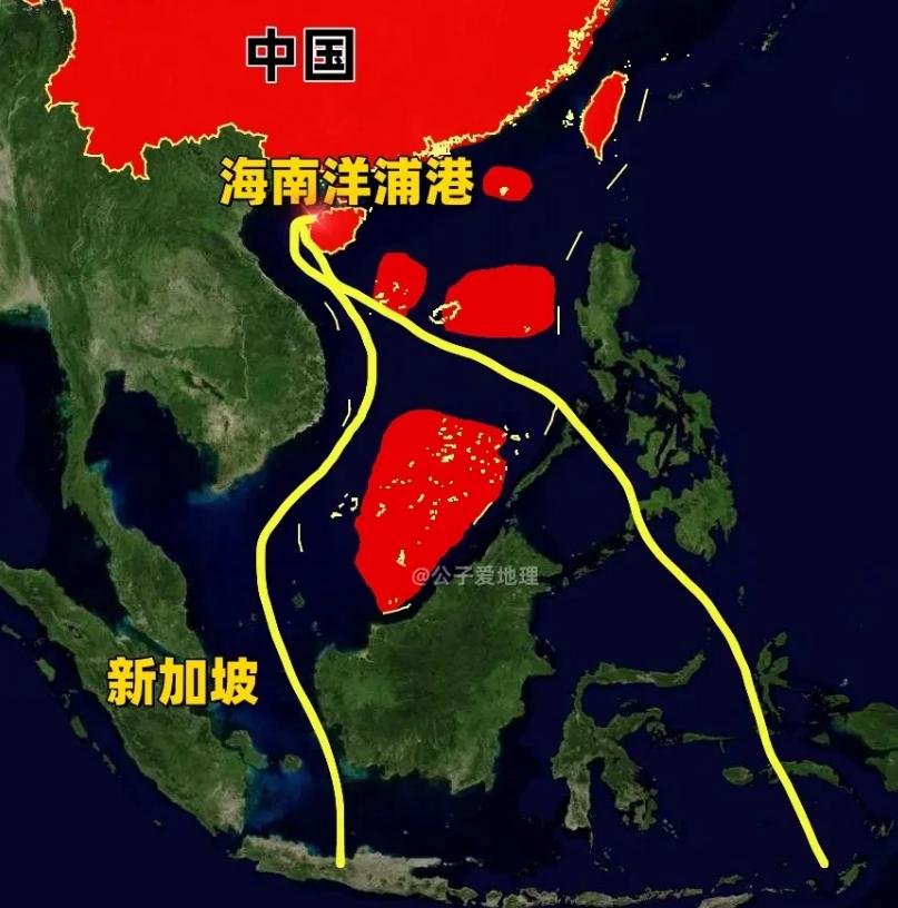 四十条巨轮，头都不回，直接绕过新加坡，奔着海南洋浦就去了，新加坡那边据说只能干瞪