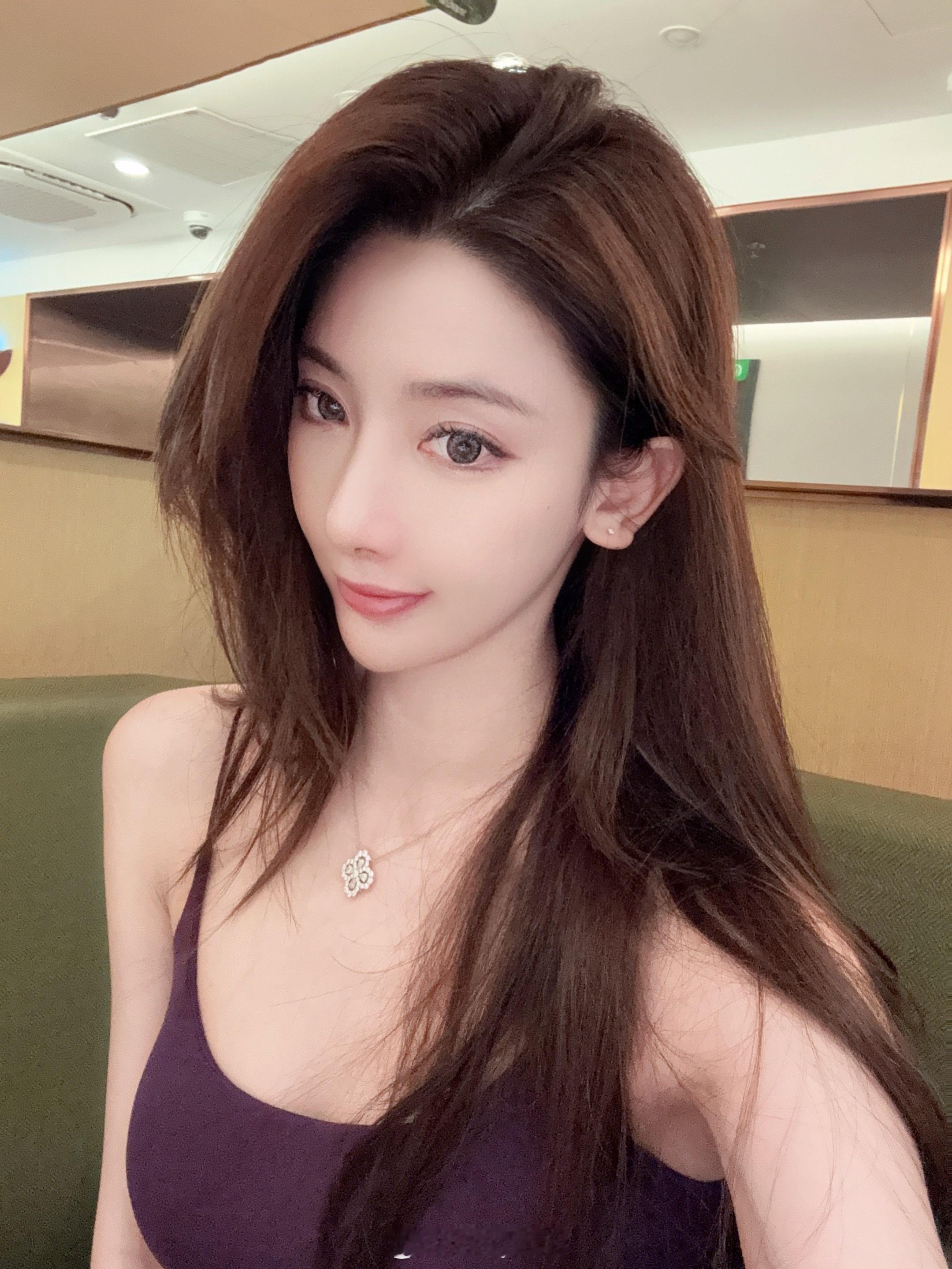 没有什么是一顿火锅解决不了的​​​