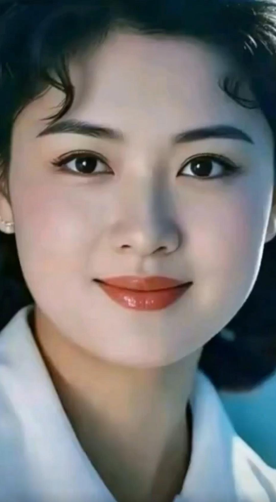 温柔甜美的微笑，元气满满的一天！高雅气质美女美女人像群