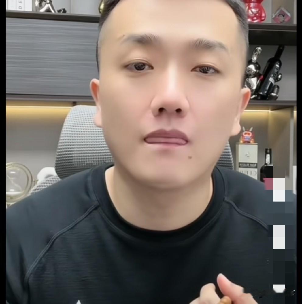 二驴只服辛巴，低调不是他的直播风格~粉丝说二驴回来低调