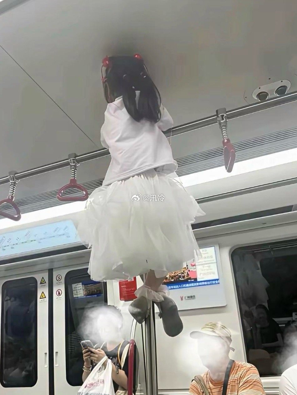 家长不管管吗？