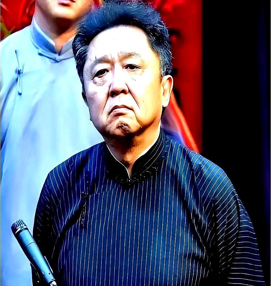 德云社不玩“卖身契”那一套了。一年一签，想走就走，留下全凭本事。曹云