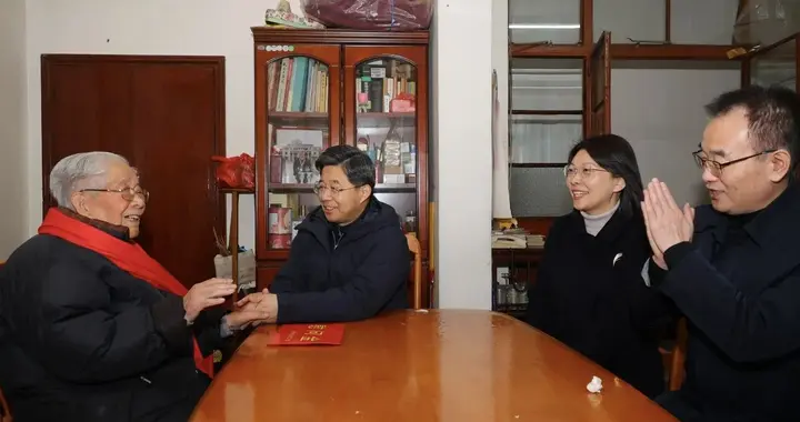 常州总工会开展‘暖心行动’慰问1.5万名职工