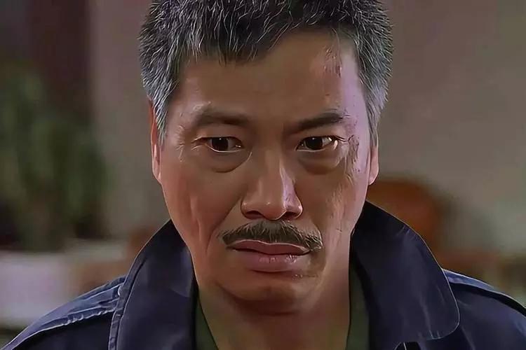 王晶曝吴孟达死因：3个家5个娃拖垮的戏骨近日导演王晶在短视频中谈及故友吴孟达