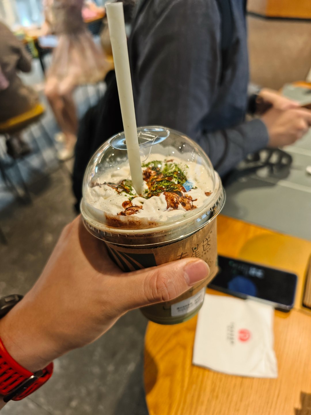 真人比视频更帅，看来他们设备还得更新​​​