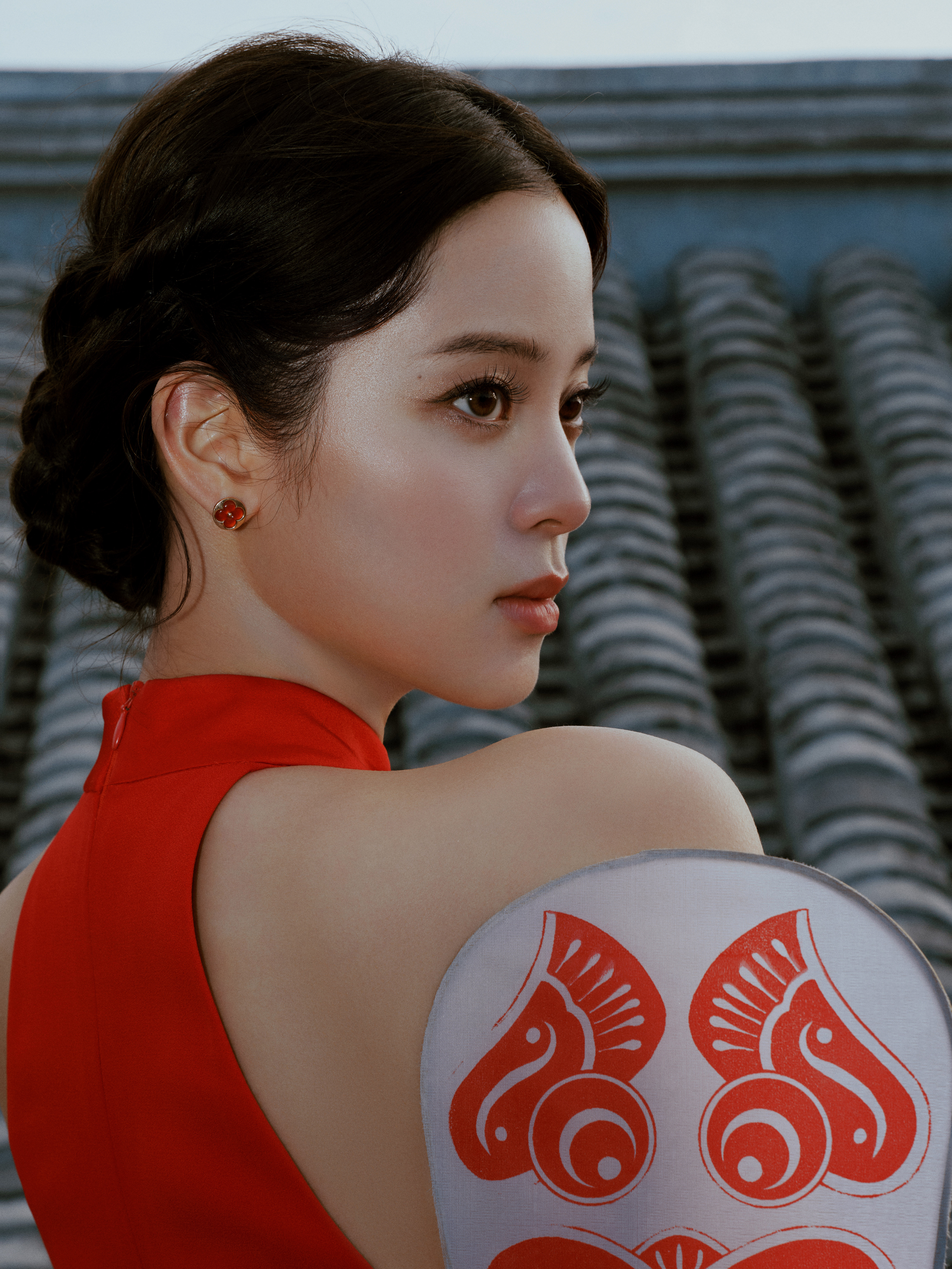 欧阳娜娜在复制粘贴的时代，你是手写的诗