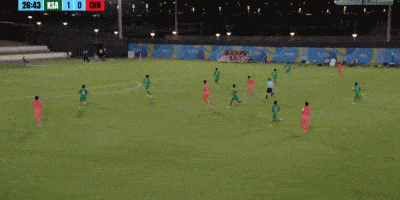 U17国足的10号万项在亚洲杯四分之一决赛对沙特扳平的一球进得非常漂亮，但没想到