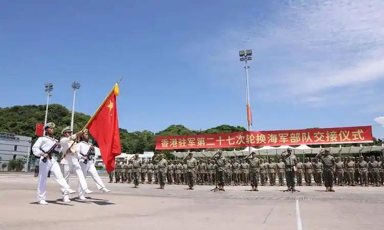 要是台湾统一了，大陆会派多少部队过去？香港750万人口，驻军6000人，算下来每