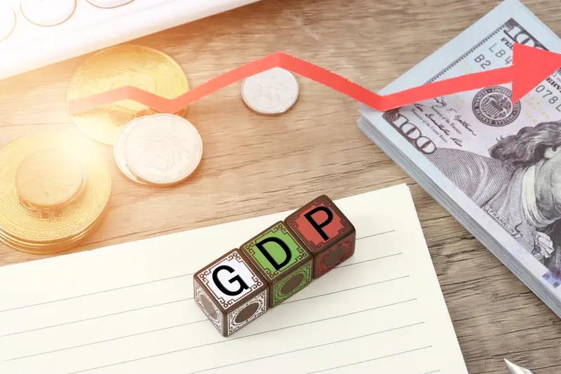 2025年GDP出炉了，中国增速为5%，GDP达到了140万亿。美国GDP还是