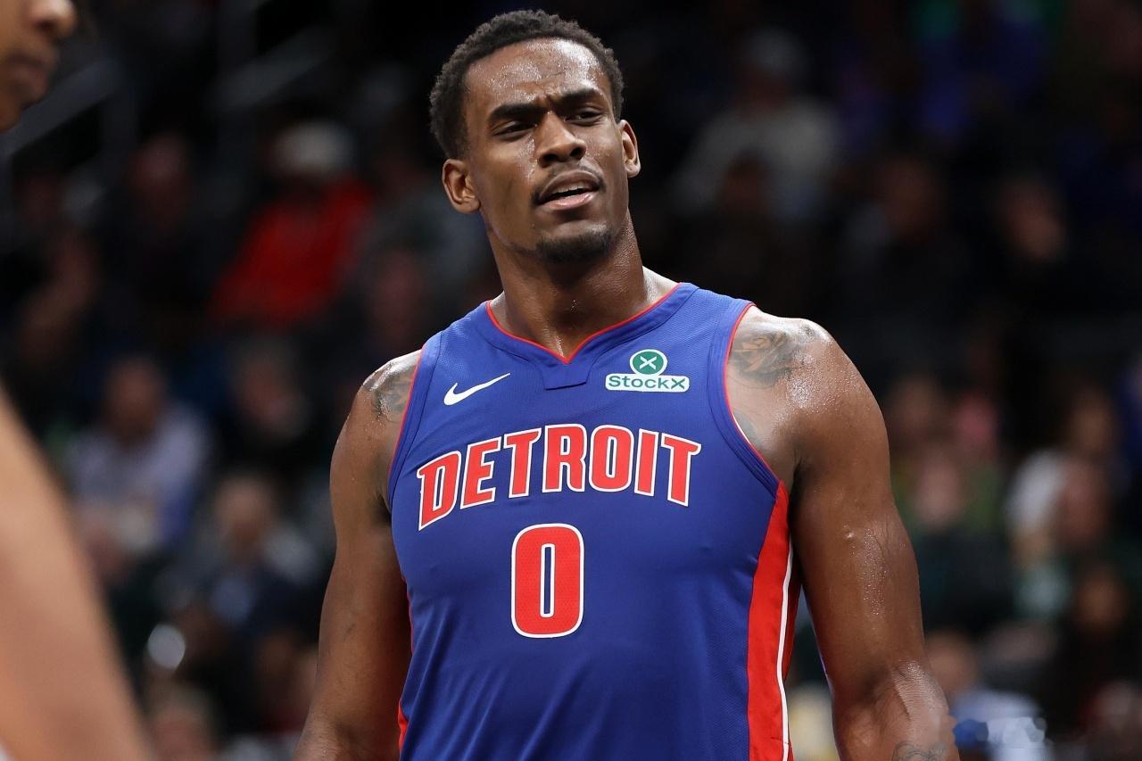 5月8日讯NBA季后赛次轮G2，活塞107-97再胜骑士，大比分2-0领先。本