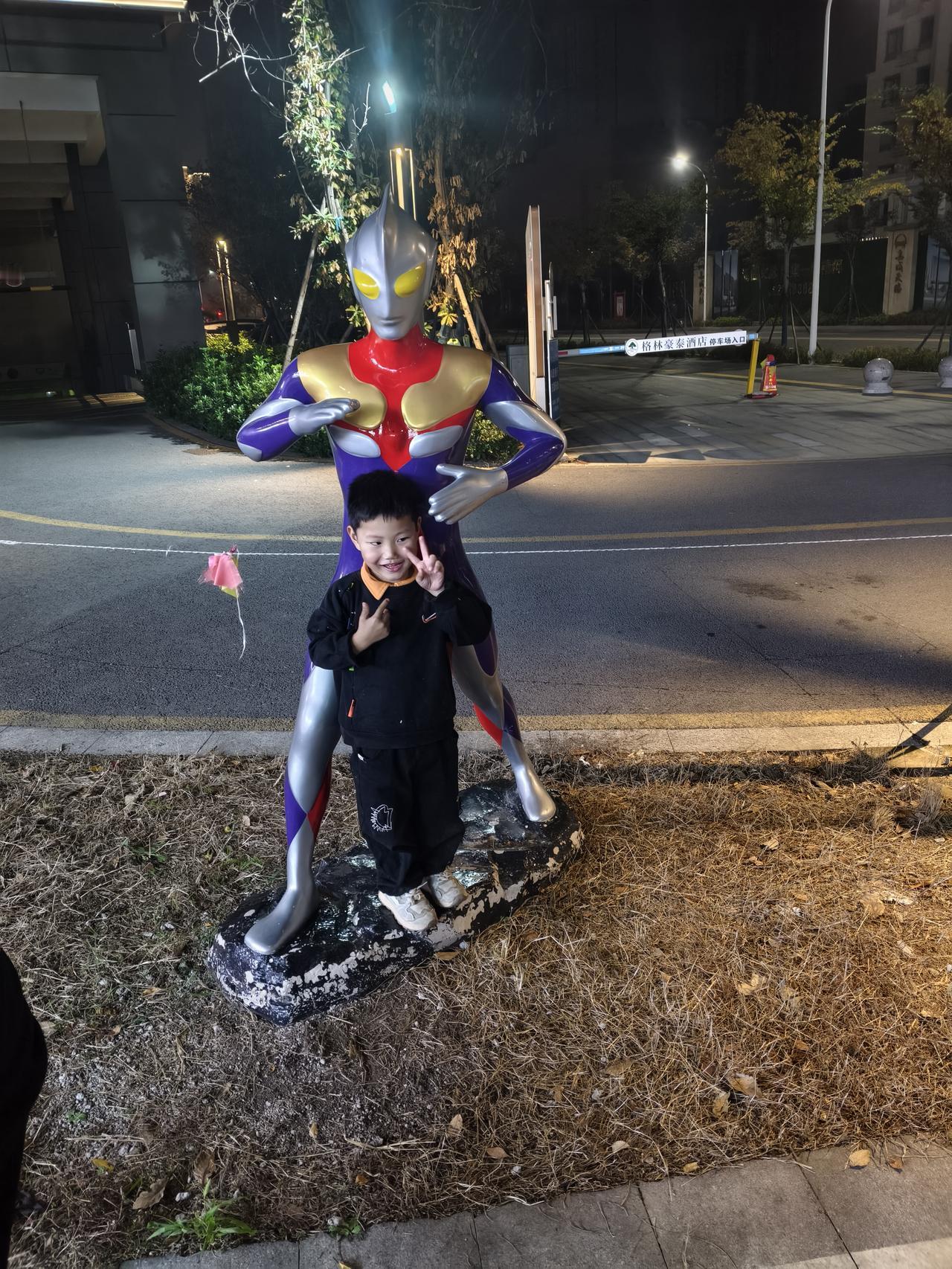 人生不要被别人控制，真正决定你命运的，是你自己在这个快节奏、充满竞争的时代，