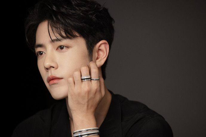 【肖战卧蚕真的很突出】自从看肖战王彦霖懂了卧蚕和眼袋的区别，看到最新工作花絮就