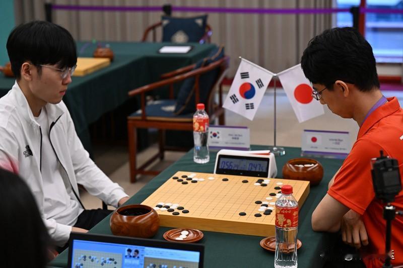 🔥🔥首届世界棋仙战1/4决赛🆕⬇️⬇️✅上午王星昊对阵申真谞，党毅