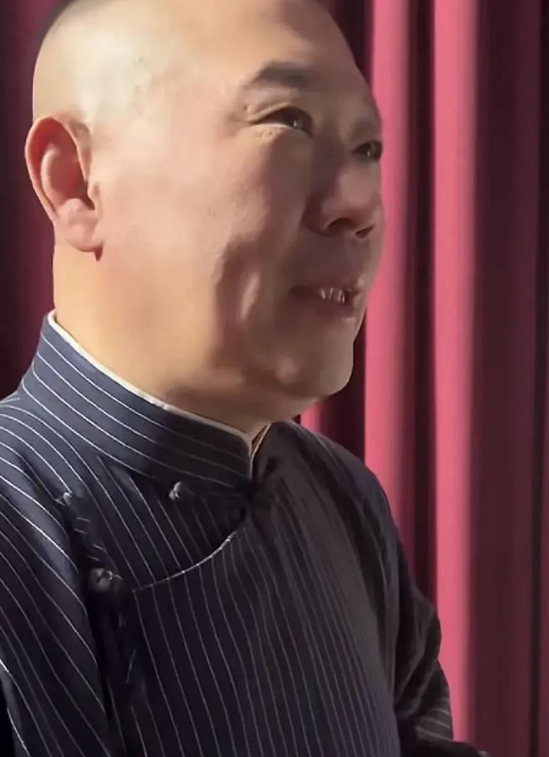 郭德纲这场争议风波。一晃两个多月。压根就没真正翻篇。当初很多人都以为。八月那
