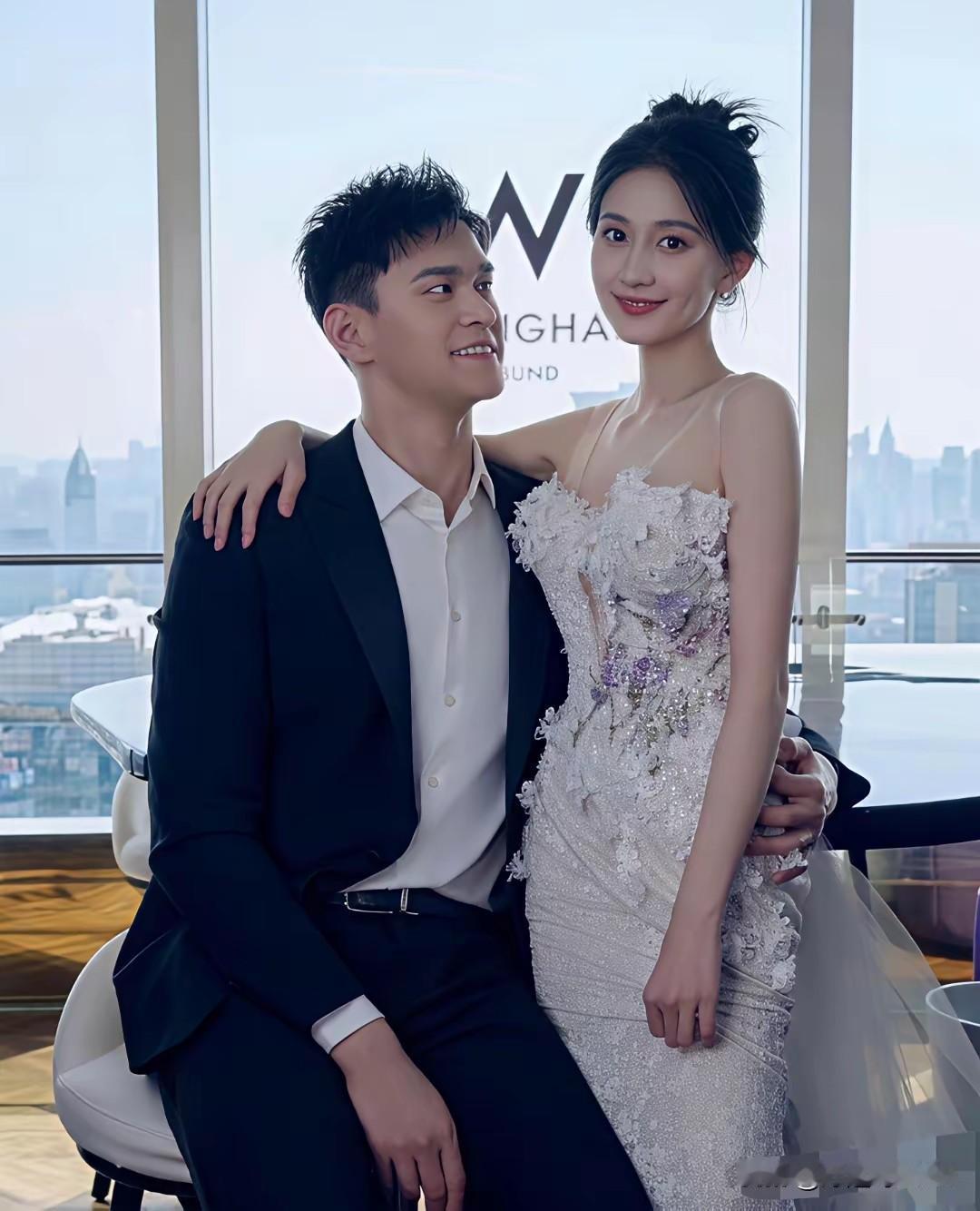 孙杨的老婆张豆豆长得真漂亮，不但五官精致，身材也很好。张豆豆也是一位运动员，曾