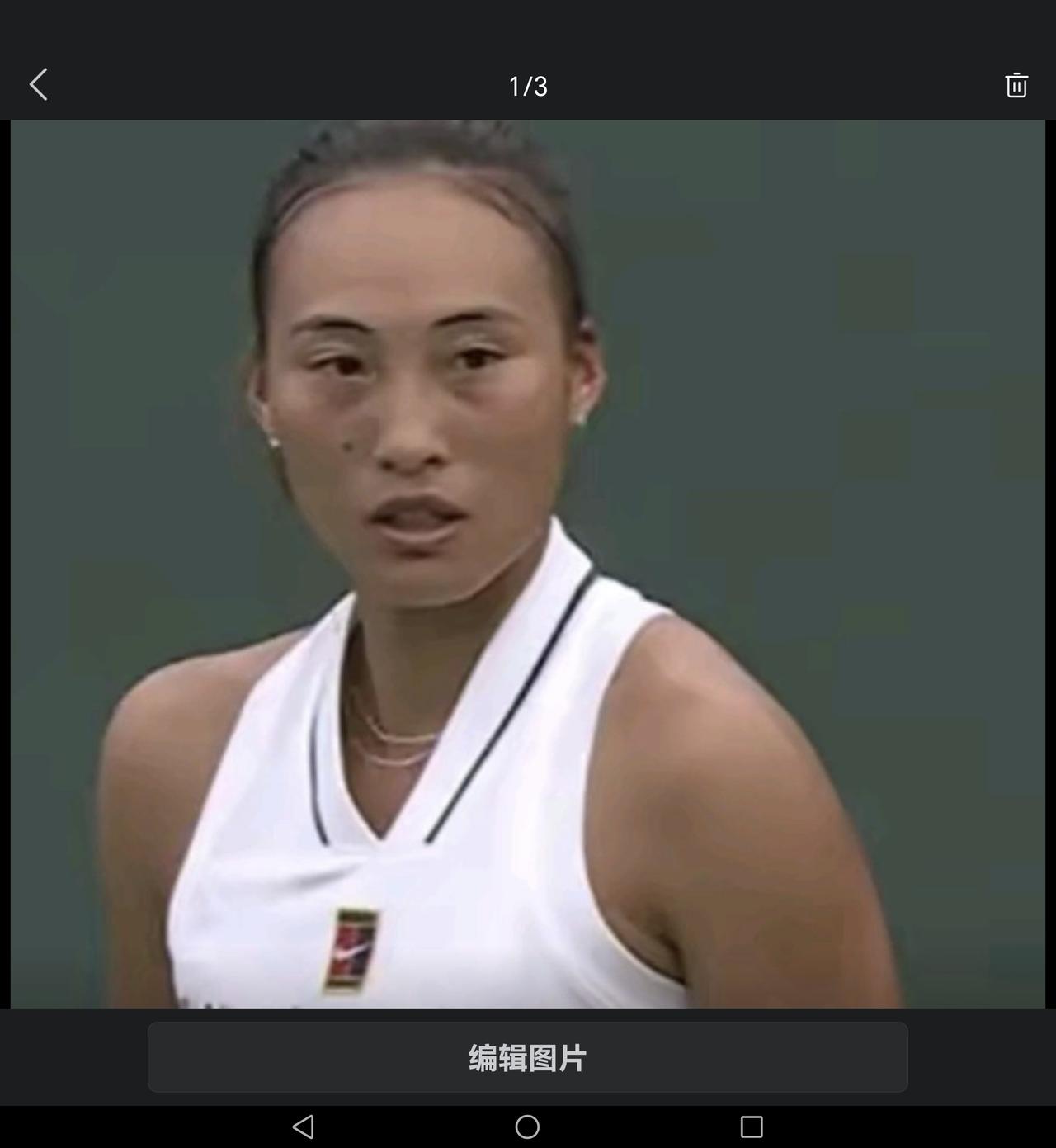 北京时间6月30日凌晨，温网女单首轮一场焦点战落下帷幕。曾高居世界第四、现排名第