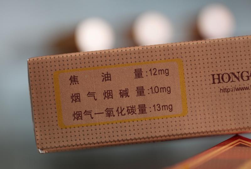 香烟的真正杀伤力藏在哪里香烟的真正杀伤力，远不止“抽烟有害健康”这么简单。尼