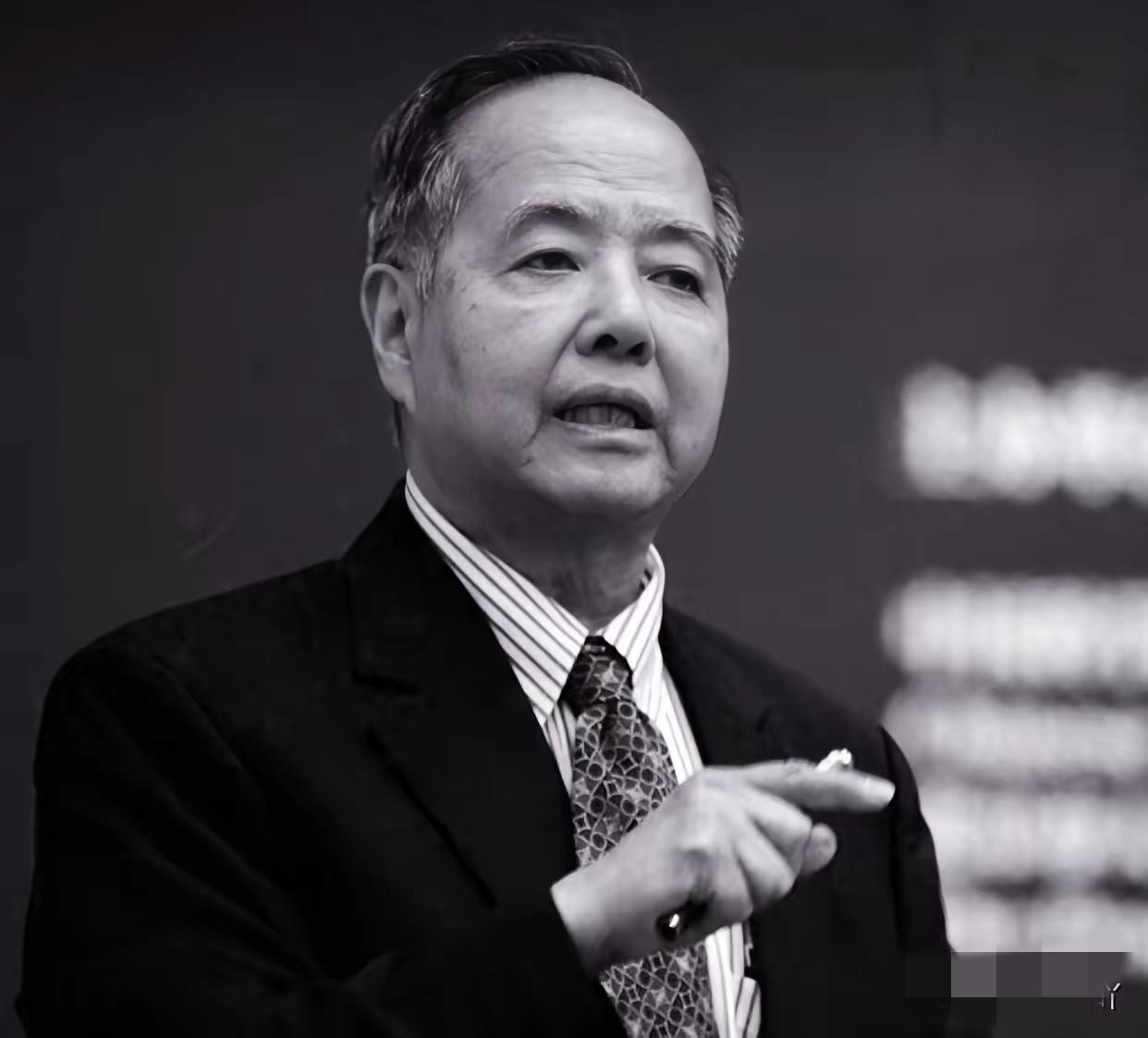 李政道的“固执”太让人敬佩！北大特意装修的燕南园住房他不住，不让儿子沾光，连北大