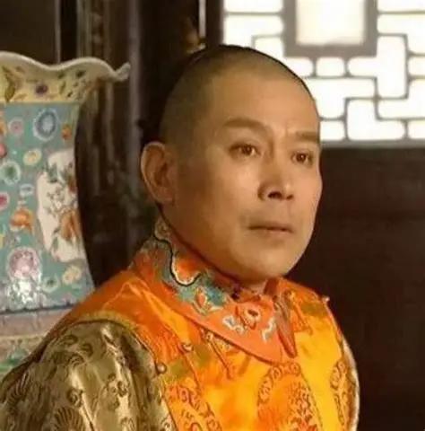 1724年，废太子胤礽病入膏肓，他托人向雍正帝带话：“皇上，我是大不孝的罪人，按