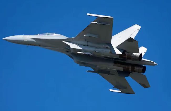 非法闯入我国领空，绝不姑息，果断击落！3月13日，解放军报等官方发布：