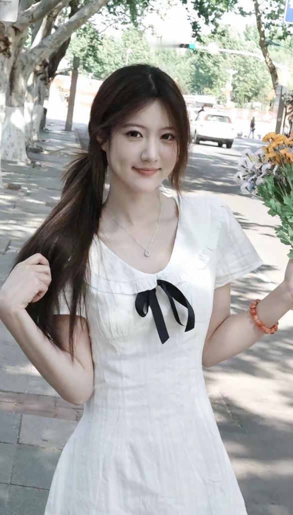 你心中的美女是什么样子漂亮可爱