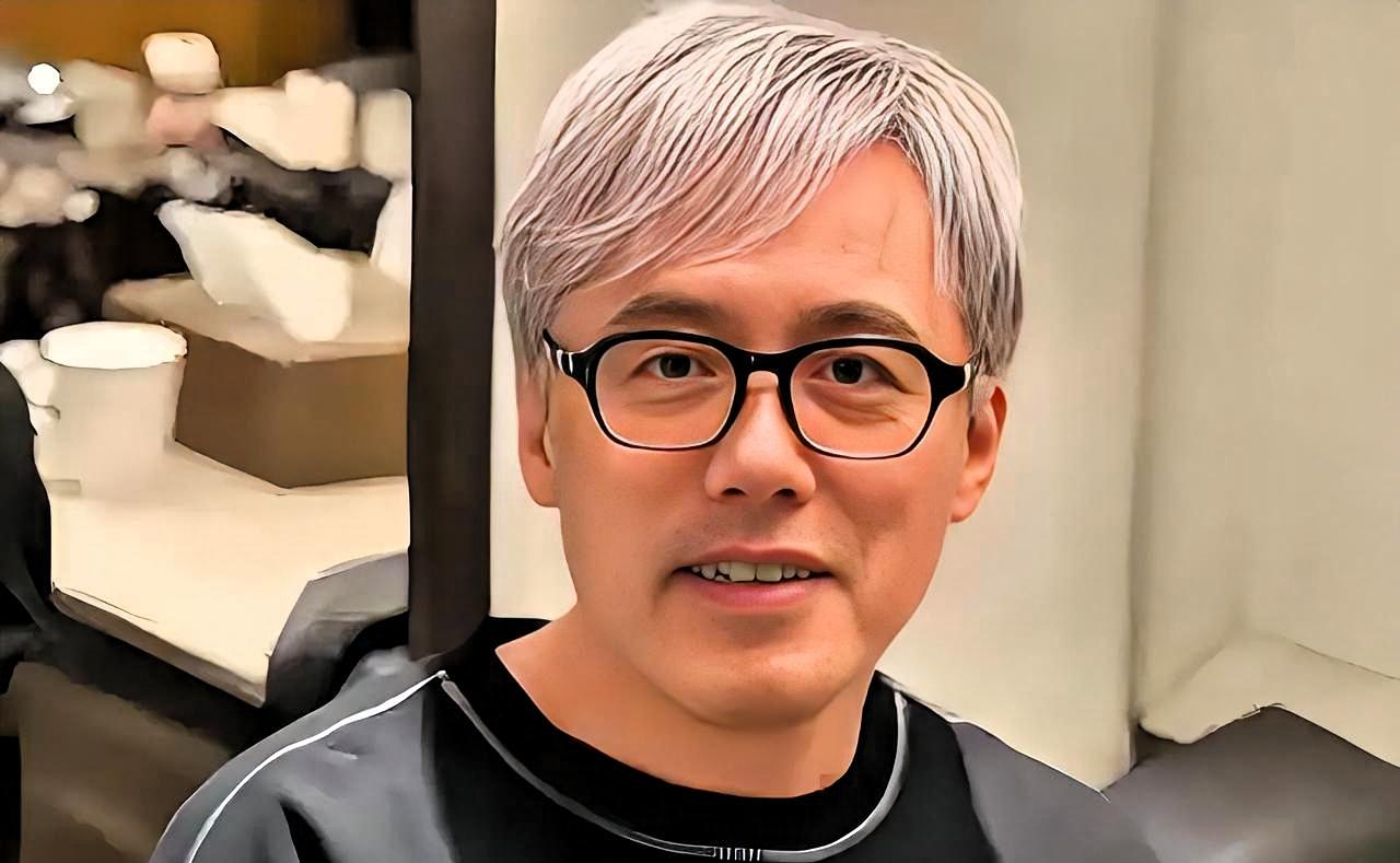 张宇，太尴尬了！3月18日深夜，张宇连夜冲上热搜，好心参加婚礼献唱，竟把一场喜