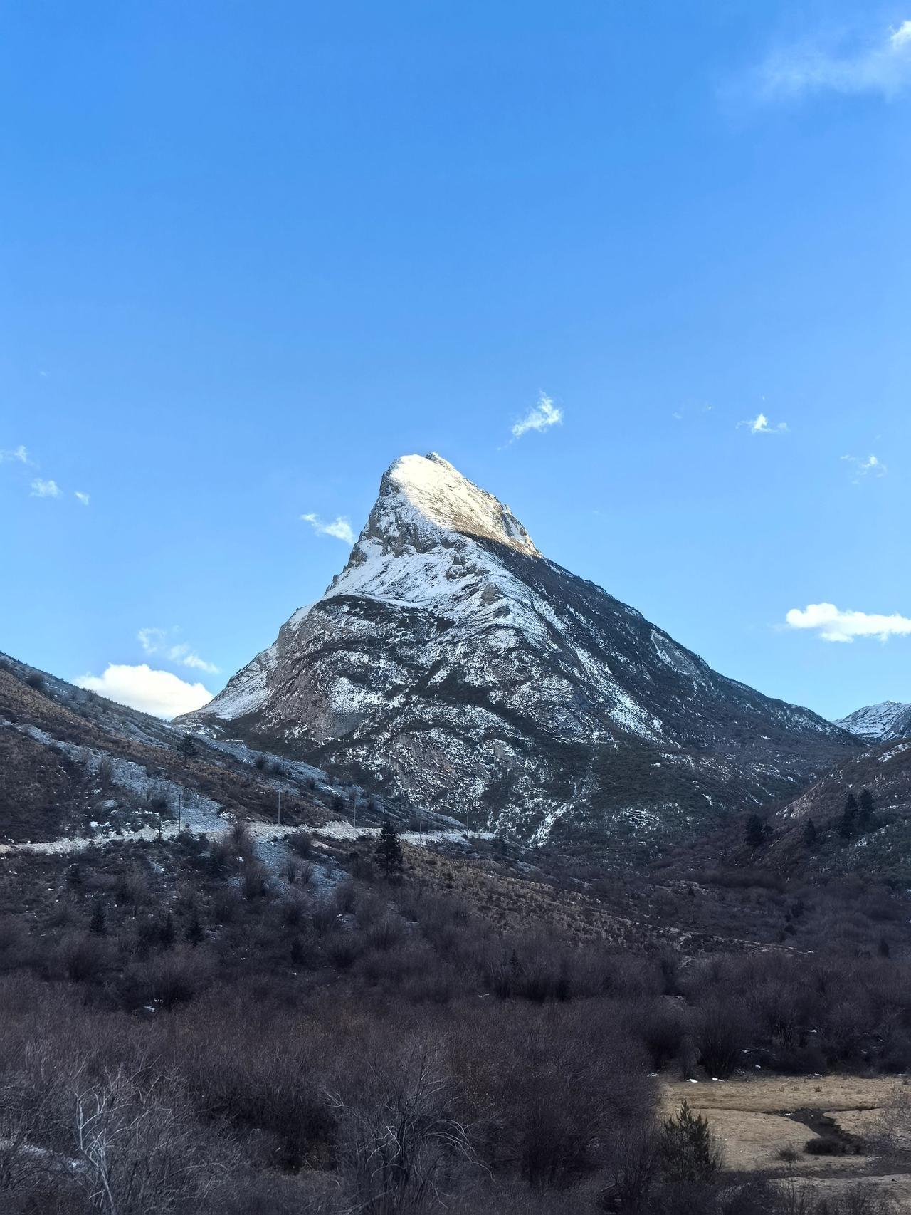 旅行推荐官每一帧都是壁纸川西美景雪山🏔摩客之旅