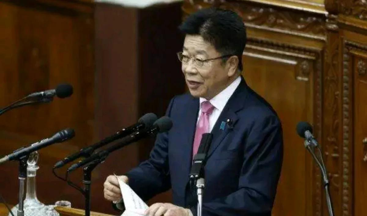 据共同社报道，当地时间5月2日，日本财政大臣加藤胜信宣称，在正在进行的日美贸易谈
