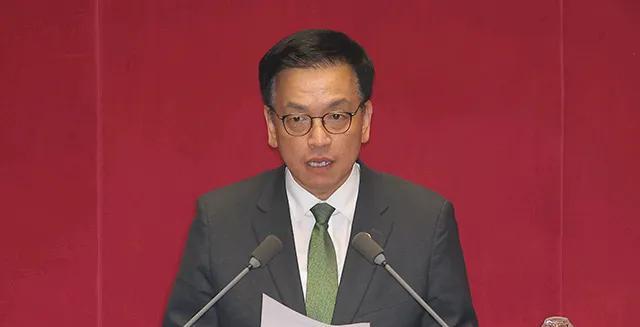 特检即将传唤崔相穆？公调处近日移交两起案件予特检。1.今年1月3日涉嫌妨碍特