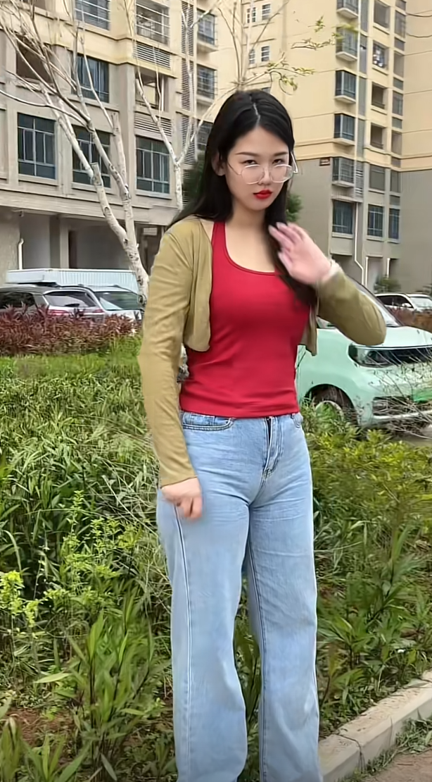 晚到了一会闺蜜有点生气了[哭笑不得]