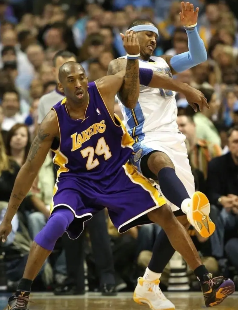 安东尼耿耿于怀啊前NBA球员安东尼今日在一档节目中说道：“2011年时我加盟